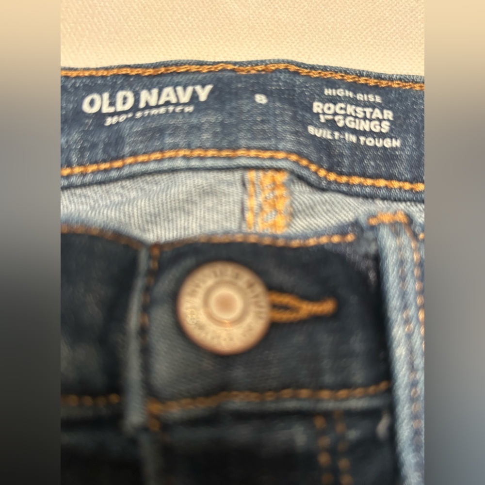 Old Navy Rockstar Skinny Jeans Distressed Knee Raw Hem Stretch Denim Size 8 - Picture 4 of 4